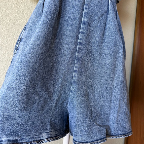 Denim Ruffle Sleeve Romper - Picture 4 of 5